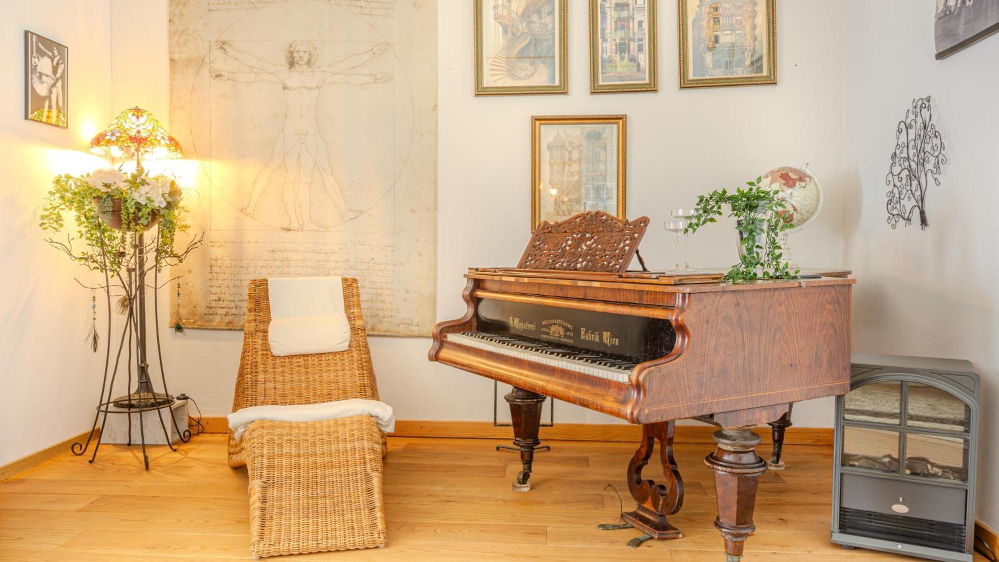 Apartment A Piece Of History